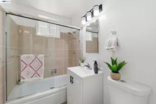 31070 Meadowbrook Ave, Hayward, CA 94544 - Photo 27