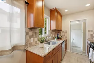 6505 Blake St, El Cerrito, CA 94530 - Photo 5