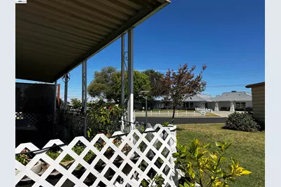 121 Fisk Ter, Fremont, CA 94538 - Photo 23