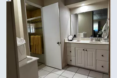 121 Fisk Ter, Fremont, CA 94538 - Photo 21