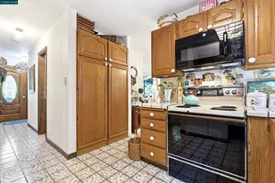 407 Country Club Ln, Napa, CA 94558 - Photo 73