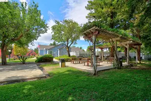 2728 Harvest Ln, Antioch, CA 94531 - Photo 39