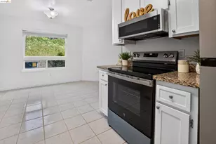 2728 Harvest Ln, Antioch, CA 94531 - Photo 15