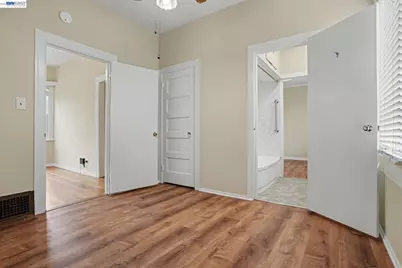 301 Lincoln Ave, Alameda, CA 94501 - Photo 13
