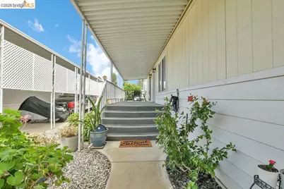 263 Coral Dr, Pittsburg, CA 94565 - Photo 3