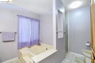263 Coral Dr, Pittsburg, CA 94565 - Photo 17