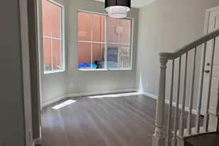 439 Kent Dr, Mountain View, CA 94043 - Photo 9