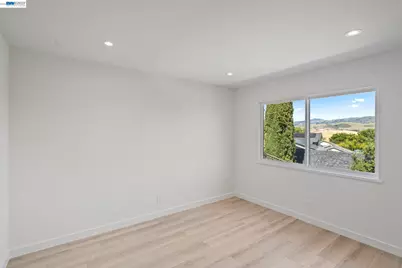 6223 Valroy Dr, San Jose, CA 95123 - Photo 53
