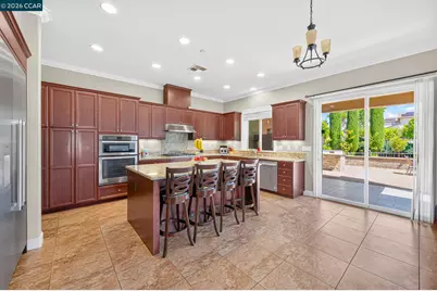 9701 Sara Ann Ct, Dublin, CA 94568 - Photo 5