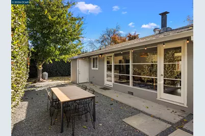 2245 Krueger Dr, Concord, CA 94520 - Photo 9