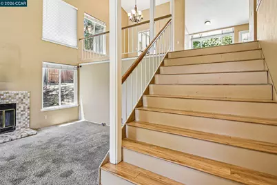 410 Oakbreeze Ct, Martinez, CA 94553 - Photo 9