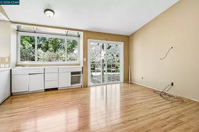 410 Oakbreeze Ct, Martinez, CA 94553 - Photo 15