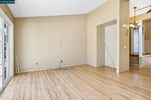 410 Oak Breeze Ct, Martinez, CA 94553 - Photo 19