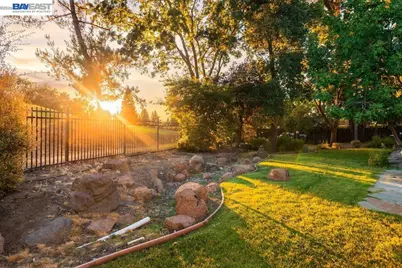 3180 Roundhill Rd, Alamo, CA 94507 - Photo 45