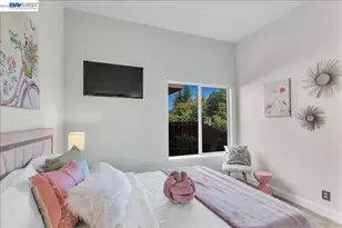 2433 Fox Ridge Dr, Castro Valley, CA 94546 - Photo 55
