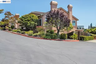2433 Fox Ridge Dr, Castro Valley, CA 94546 - Photo 15