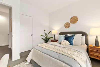 21 Covent Ln, Oakland, CA 94608 - Photo 27