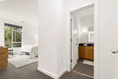 21 Covent Ln, Oakland, CA 94608 - Photo 17