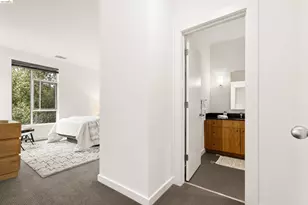 21 Covent Ln, Oakland, CA 94608 - Photo 17