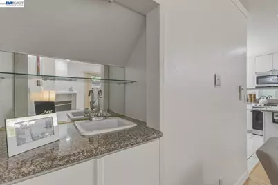 20153 Forest Ave #9, Castro Valley, CA 94546 - Photo 9