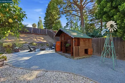 717 Bloching Cir, Clayton, CA 94517 - Photo 31