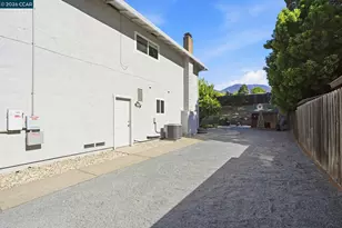 717 Bloching Cir, Clayton, CA 94517 - Photo 37