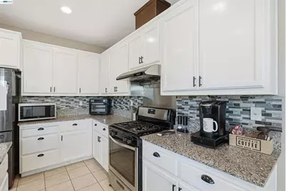 146 Halsey Way, Pittsburg, CA 94565 - Photo 5