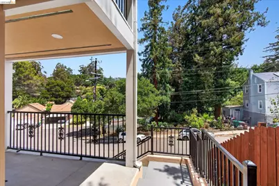6105 Oakdale Ave, Oakland, CA 94605 - Photo 33