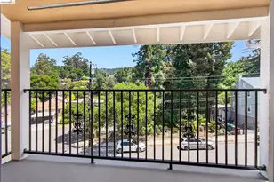 6105 Oakdale Ave, Oakland, CA 94605 - Photo 27
