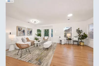 7974 Hillmont Drive, Oakland, CA 94605 - Photo 7
