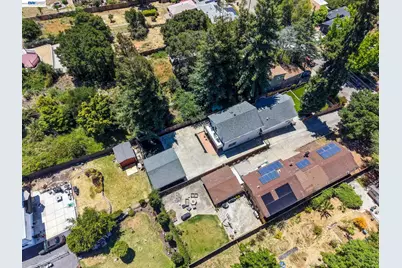 7974 Hillmont Drive, Oakland, CA 94605 - Photo 41