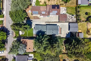 7974 Hillmont Dr, Oakland, CA 94605 - Photo 43