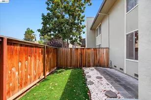 55 Massolo Dr, Pleasant Hill, CA 94523 - Photo 21
