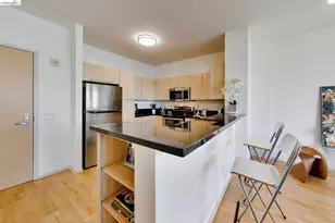 1 Lakeside Dr, Oakland, CA 94612 - Photo 5