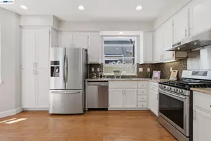106 Accolade Dr, San Leandro, CA 94577 - Photo 9