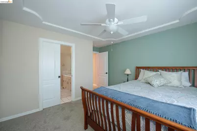 5232 Horseshoe Bend Ave, Clovis, CA 93619 - Photo 21