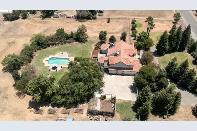 5232 Horseshoe Bend Ave, Clovis, CA 93619 - Photo 67