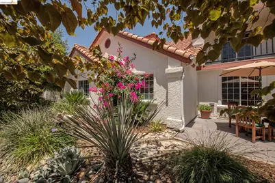 5232 Horseshoe Bend Ave, Clovis, CA 93619 - Photo 49