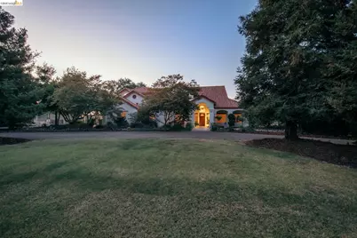 5232 Horseshoe Bend Ave, Clovis, CA 93619 - Photo 61