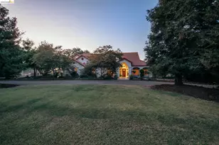 5232 Horseshoe Bend Ave, Clovis, CA 93619 - Photo 61