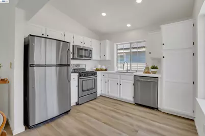 5521 Crimson Cir, Fremont, CA 94538 - Photo 9