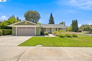 1082 Springfield Dr, Walnut Creek, CA 94598 - Photo 1