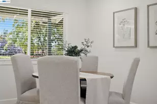 1082 Springfield Dr, Walnut Creek, CA 94598 - Photo 53