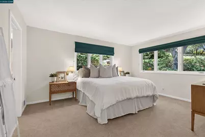 1 Greenwood Ct, Orinda, CA 94563 - Photo 23