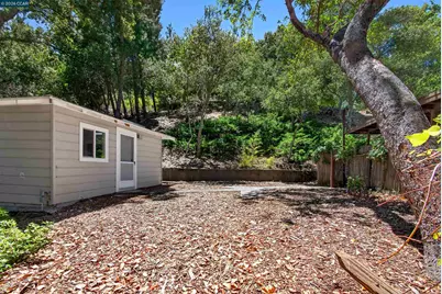 1 Greenwood Ct, Orinda, CA 94563 - Photo 35