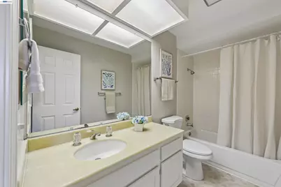 63 Sea Brg, Alameda, CA 94502 - Photo 43