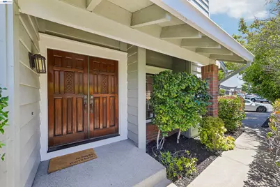 63 Sea Brg, Alameda, CA 94502 - Photo 5