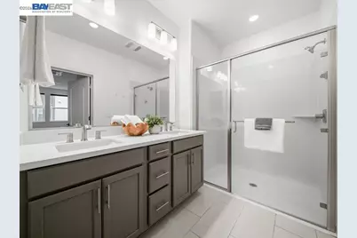 2802 Tradewind Ct, Alameda, CA 94501 - Photo 31