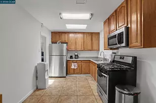 400 Ladera Dr, Vallejo, CA 94591 - Photo 9
