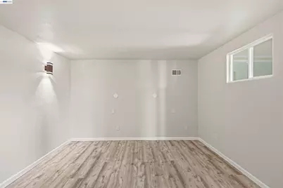 2546 Truman Ave, Oakland, CA 94605 - Photo 43